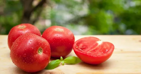 تصویر 1 از گوجه فرنگی رسیده آبدار شیرین مجلسی